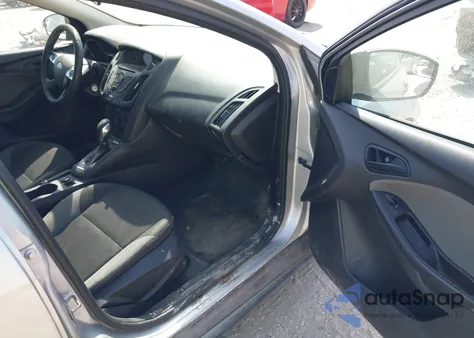 2014 Ford Focus S z USA, uszkodzony, nr VIN 1FADP3E26EL361401